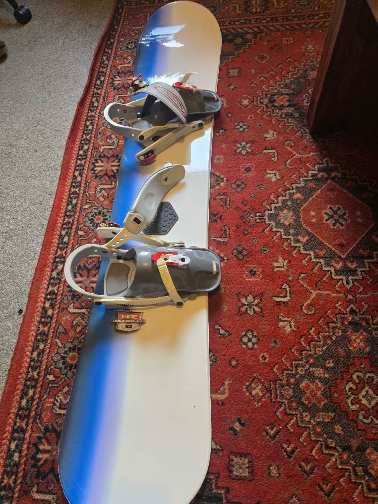 Rise Snowboard with case 