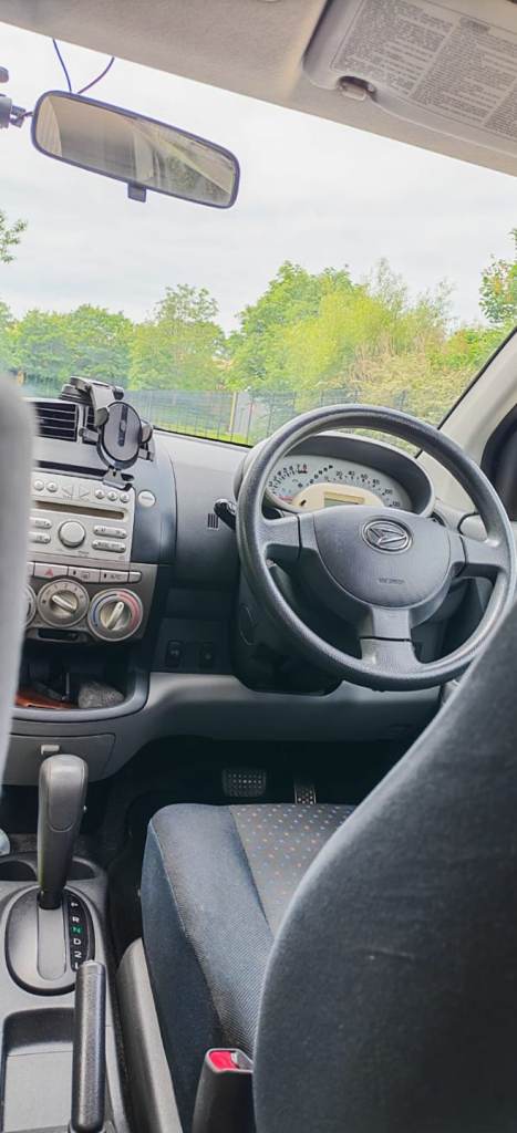 Daihatsu, SIRION, Hatchback, 2009, Manual, 1298 (cc), 5 doors