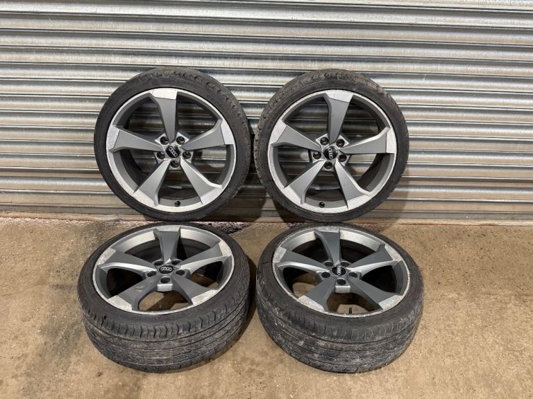 Genuine Audi Sport alloy wheel 19” S5 A5 S4 A4