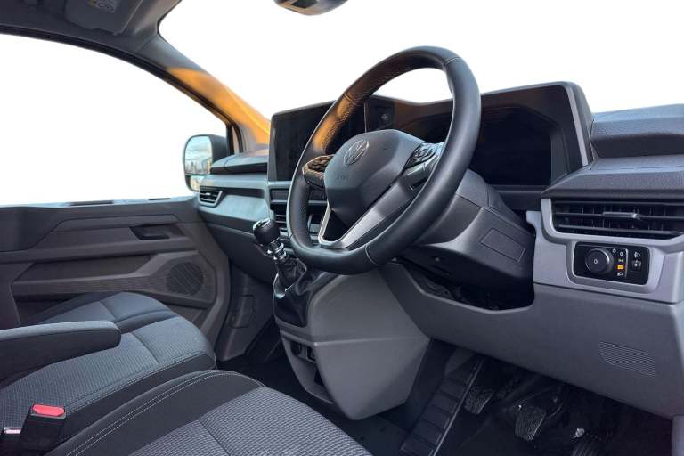2025 Volkswagen Transporter 2.0 TDI 110 Commerce Plus Van Van DIESEL Manual
