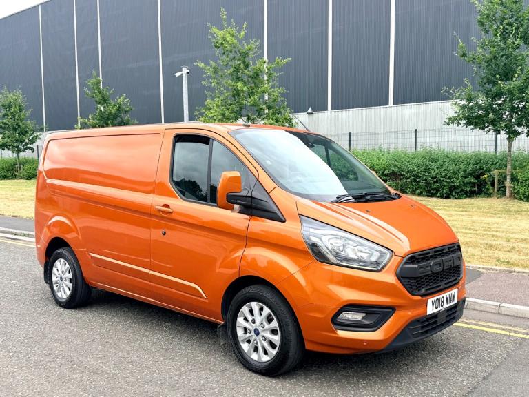 2018/18 FORD TRANSIT CUSTOM LIMITED 2.0 TDCI 130 PS 6 SPEED-L1H1 SWB-GLOW ORANGE