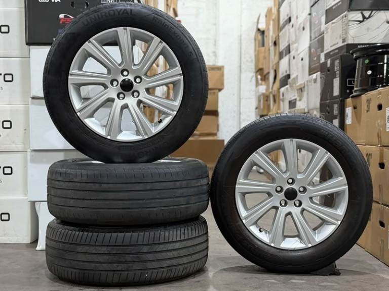 18" Genuine JAGUAR E PACE Alloy Wheels & Tyres J9C3-BA
