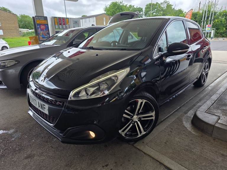 Peugeot 208 GT LINE diesel 1.6 120hp