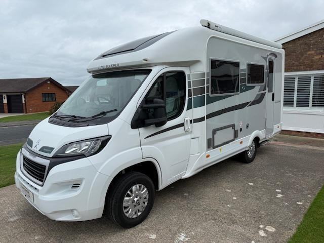 Auto Sleeper Broadway EB