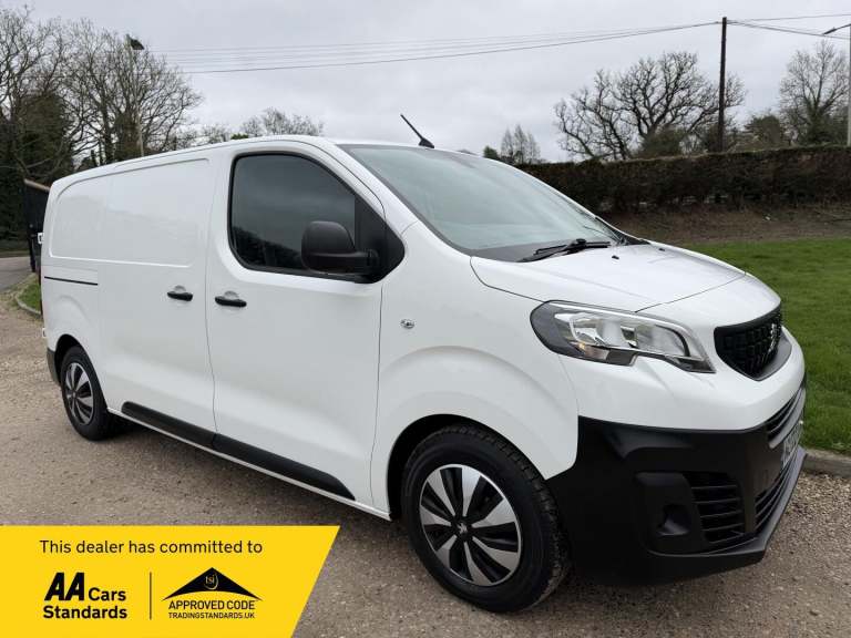 2022 Peugeot Expert 1000 1.5 BlueHDi 100 Professional Premium Van PANEL VAN DIESEL Manual