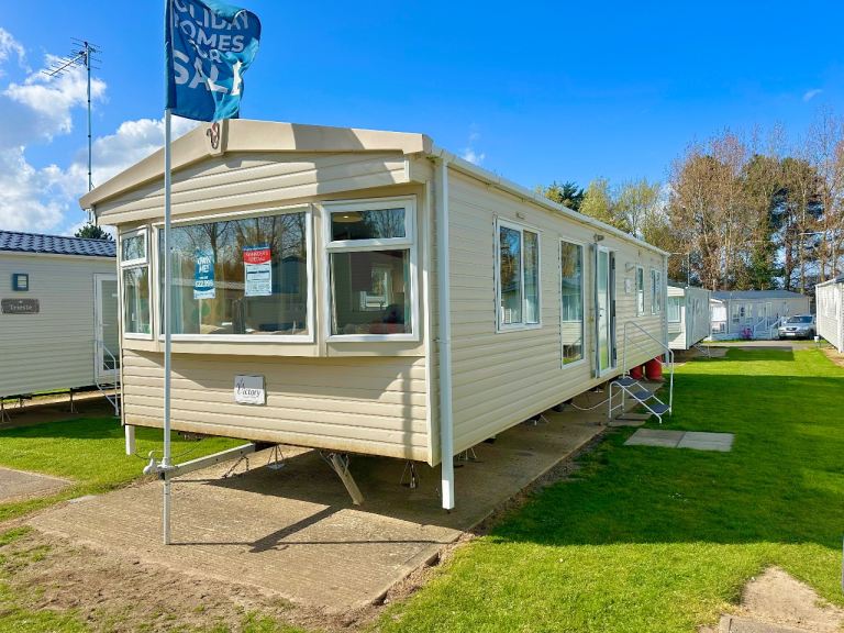 Static Caravan For Sale Suffolk Coast 11.5 Month Usage FREE 2026 Pitch Fee Private Parking 
