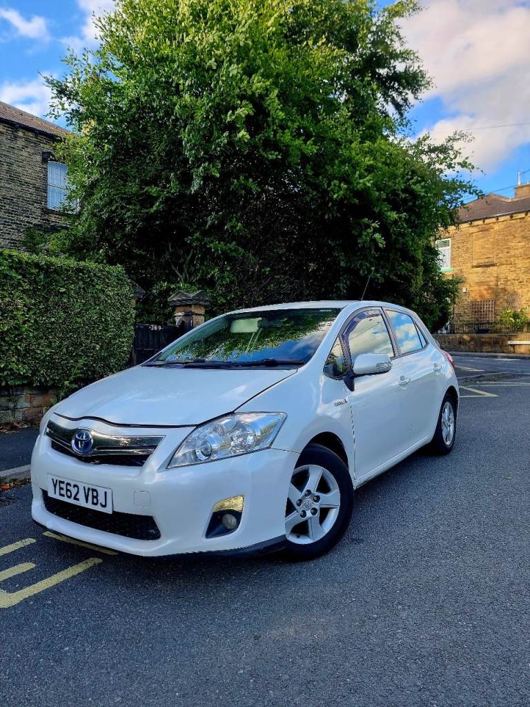 2012 Toyota Auris 1.8L Hybrid 5dr 