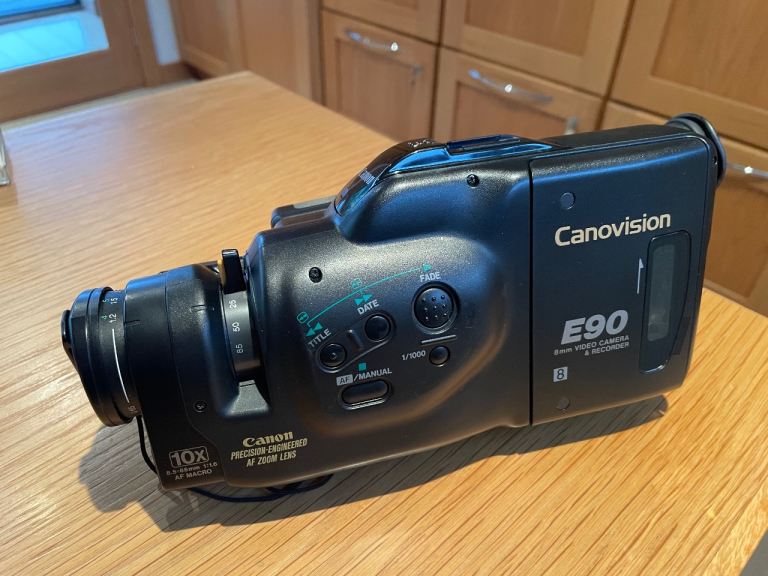 Canon Canovision E90 Camcorder