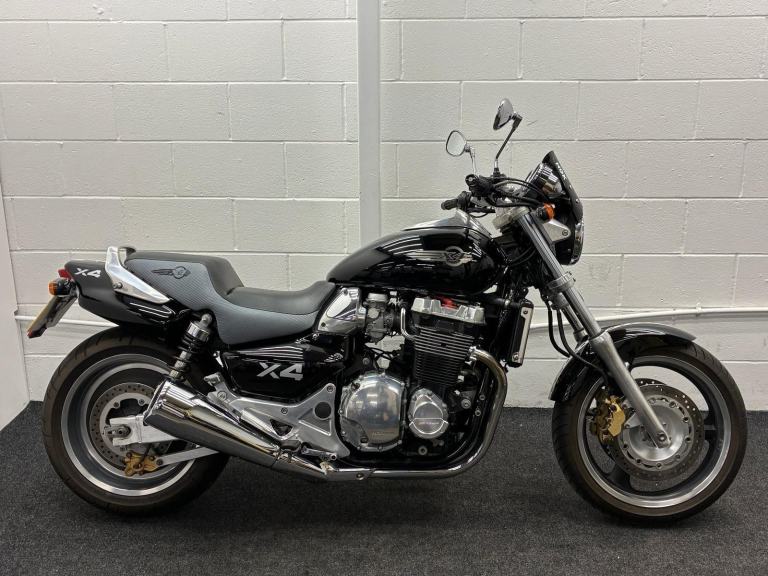HONDA CB1300 X4 ** LOW MILEAGE - NATIONWIDE WARRANTY - 12 MONTHS MOT **