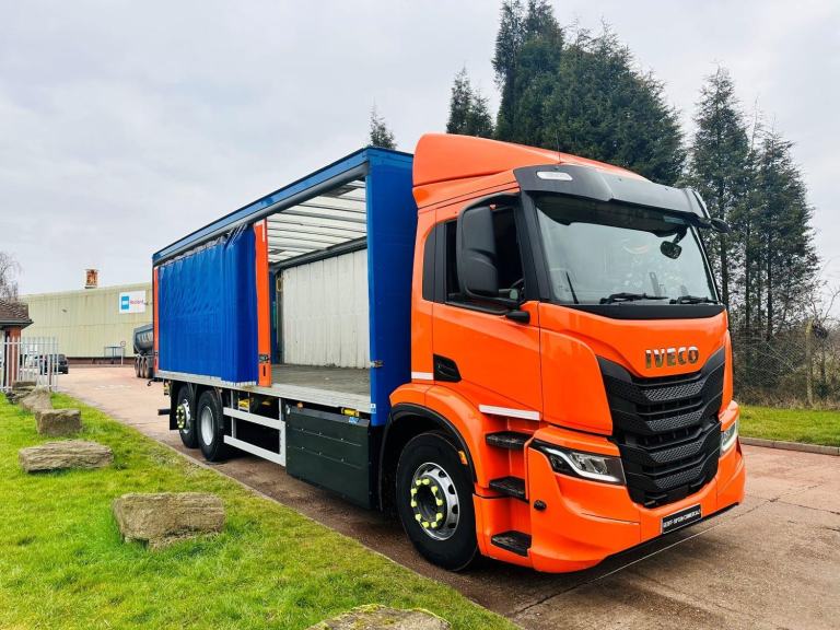 2023 (23) IVECO S-WAY 400 CNG 6X2 REAR LIFT STEER AXLE CURTAINSIDERS