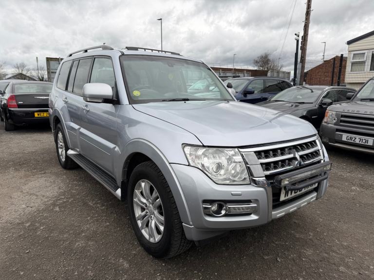 (2017)MITSUBISHI SHOGUN 3.2 DI-DC SG3 5dr Auto | T-CHAIN DONE | TOWBAR | SUNROOF