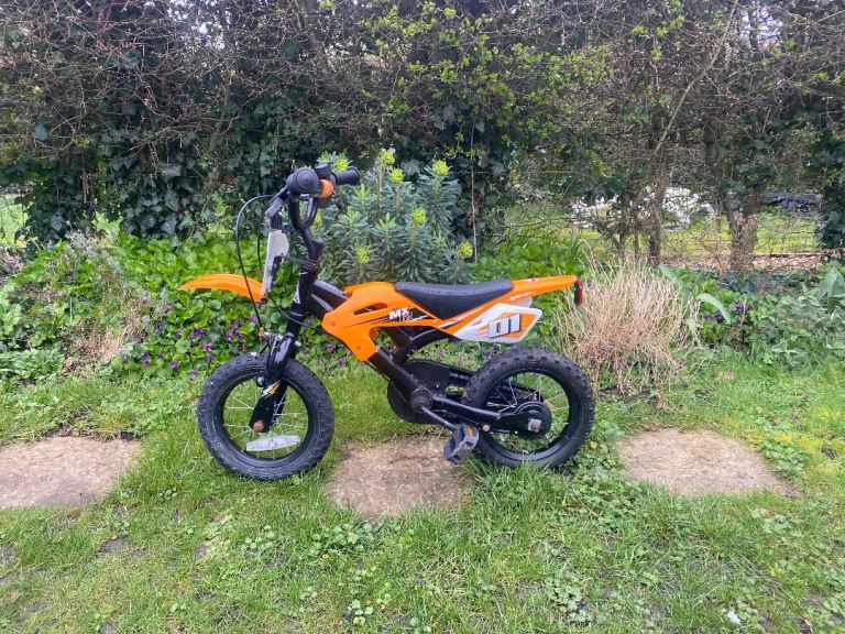 Boys 12 inch Moto x Bike 3 -5 years 