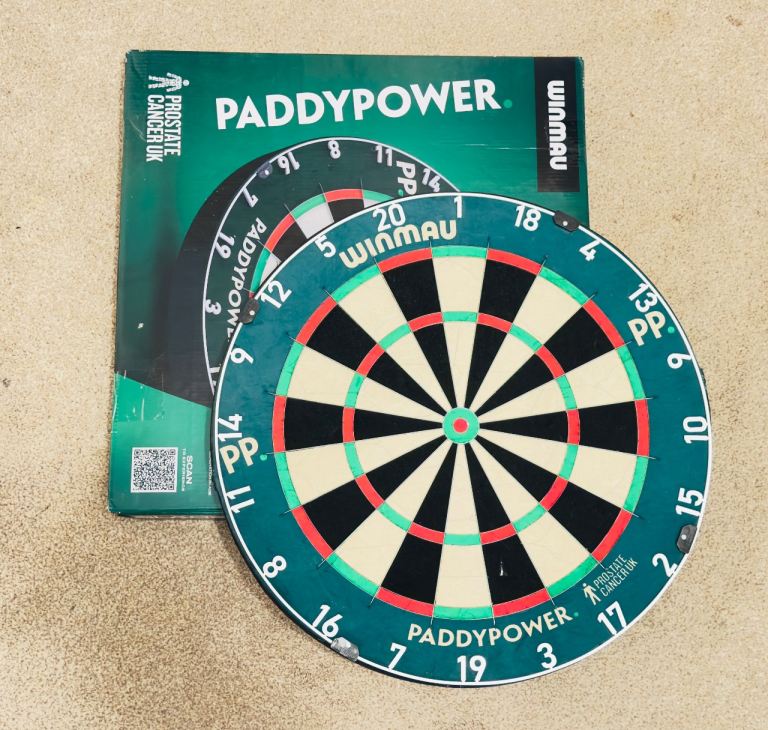 Winmau Blade 6 PDC Paddy Power Dartboard- BRAND NEW - in original packaging 
