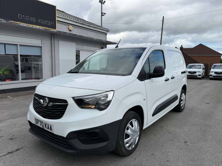 2020 Vauxhall Combo 2300 1.5 Turbo D 100ps H1 Sportive Van PANEL VAN DIESEL Manual
