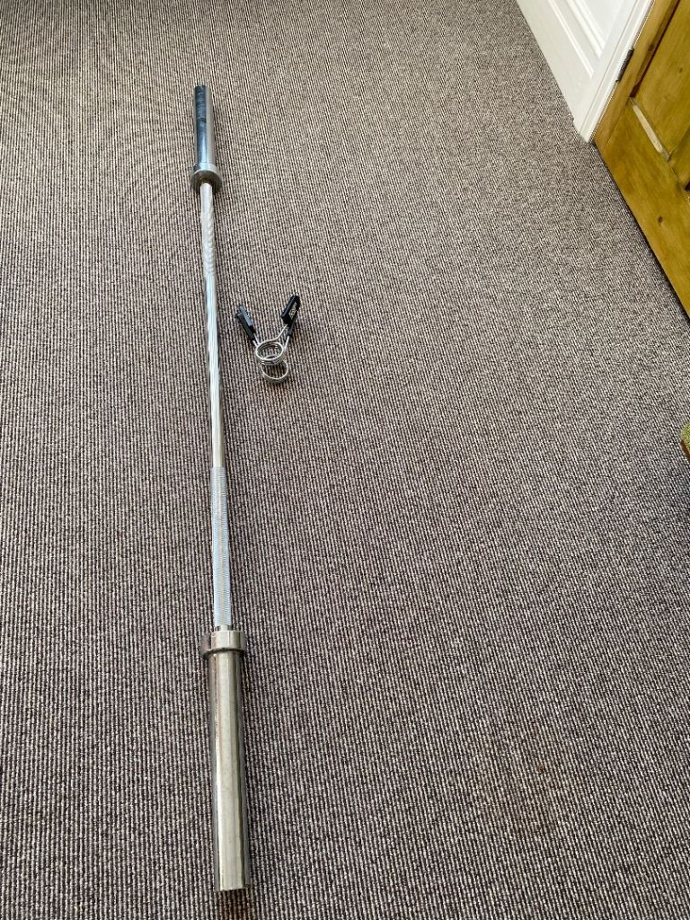 20kg Olympic Bar with 2 MIRAFIT Clips