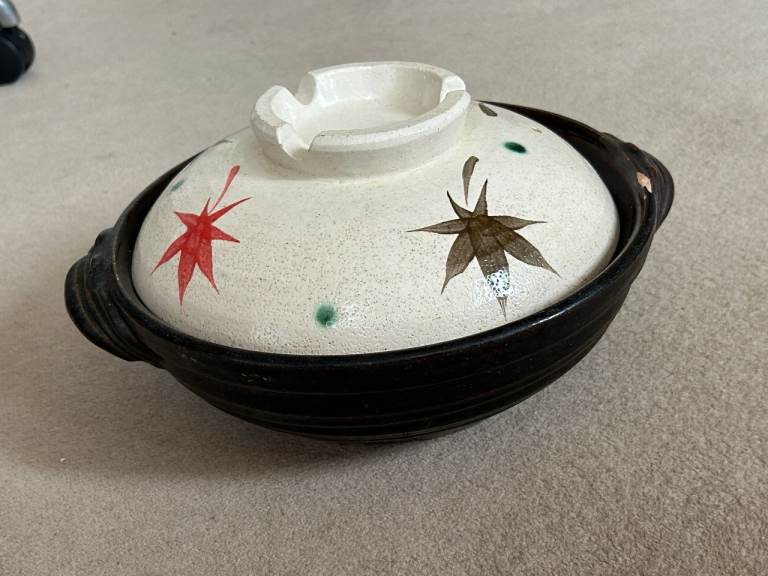 Vintage Japanese Earthenware Donabe Clay Hot-Pot, Traditional Nabe Cooking Pot, 28(W) x 10(H) cm