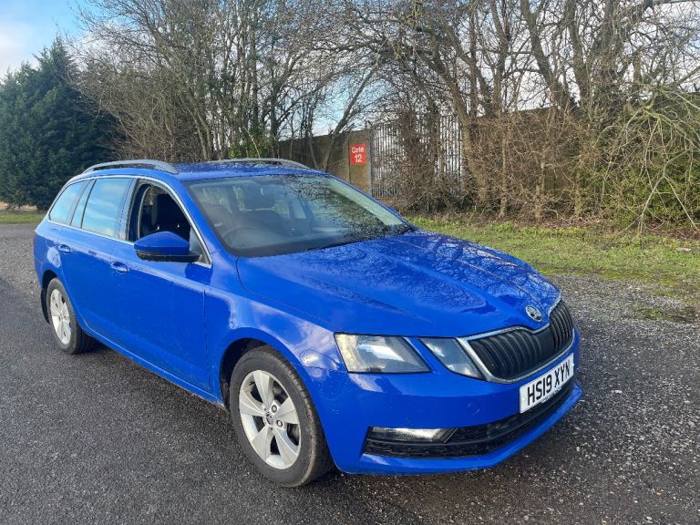 Skoda, OCTAVIA, Estate, 2019, Manual, 999 (cc), 5 doors