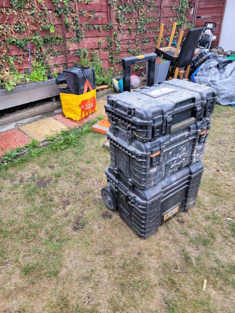 Jcb tools box on wheels