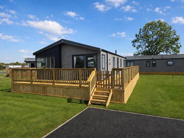 Swift Toronto  in York  - Lodge / Caravan 