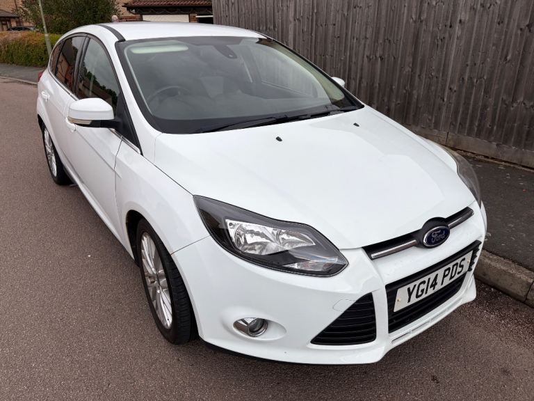 Ford, FOCUS, Hatchback, 2014, Manual, 998 (cc), 5 doors