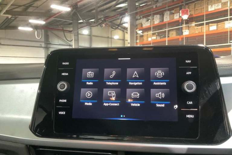 2022 Volkswagen T-Roc 1.5 TSI Life 5dr- Apple Car Play Manual Hatchback Petrol Manual