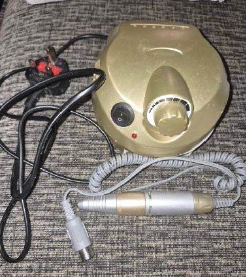 Nail Tech Equipment 