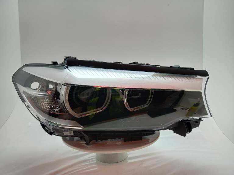 Bmw 3 Series Headlamp Headlight O/S 2018-2022 Rh 63117214954