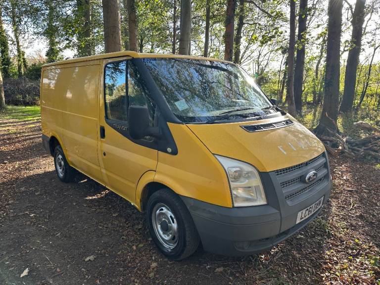 ford transit swb mk7 ready for work ,no nonsense van only £1795 no vat first come first served