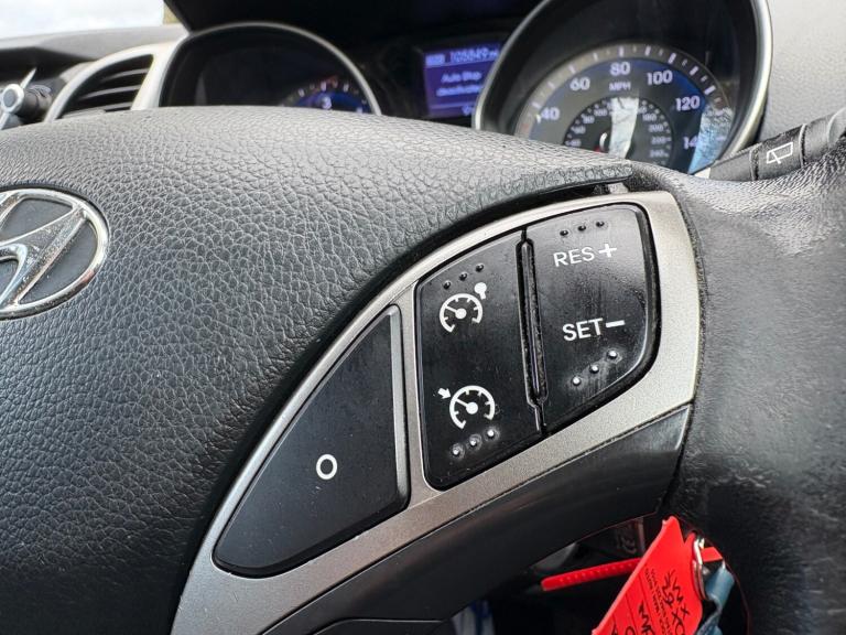 2012 Hyundai i30 1.6 CRDi BLUE DRIVE ACTIVE 5DR **1 OWNER FROM BRAND NEW **£20 TAX HATCHBACK Dies...