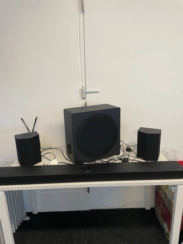 LGUS95TR Soundbar and Home Theater System with Speakers and Subwoofer