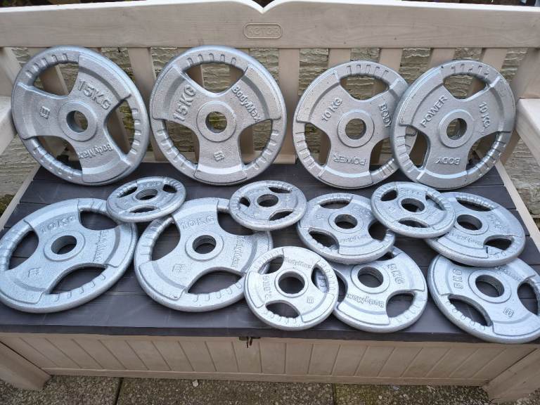 120kg Olympic weight set, 7ft olympic barbell, olympic curl bar and olympic dumbbells