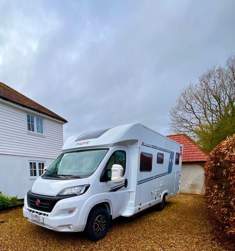 2023 Pilote P746FGJ expression 4 berth 4 seat belt motorhome for sale