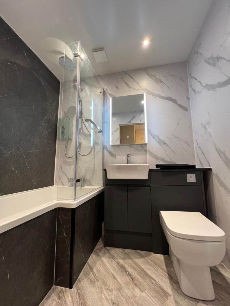 ‼️ £30 White Matt 2.7m ‼️ Wetwall panels wet wall OUTLET Bathrooms Sheds Garages salons pubs rentals