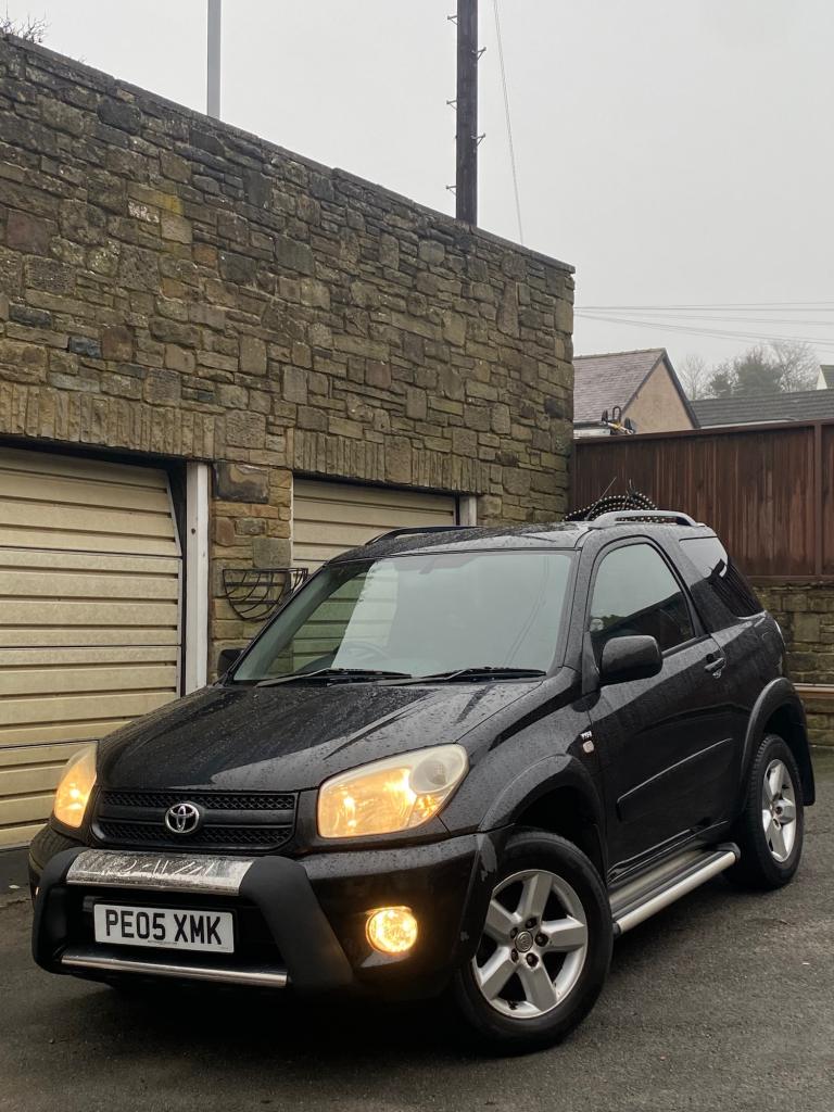 2005 Toyota RAV4 2.0 XT3 3dr 4x4 Petrol Manual