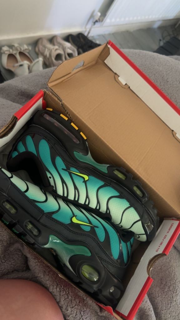 air max plus vapor green 