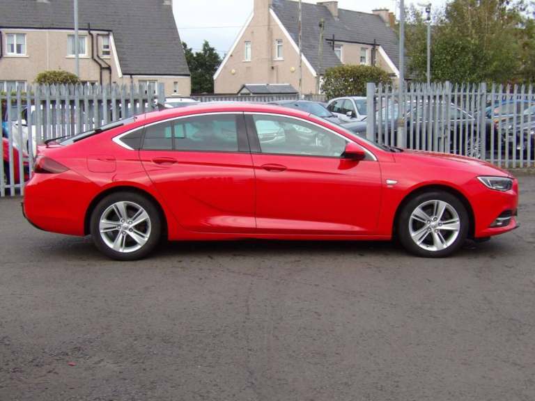 2018 Vauxhall Insignia 1.6 Insignia Elite Nav TD 5dr Hatchback Diesel Manual
