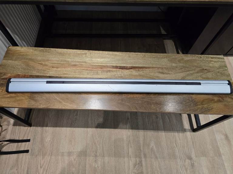 Cruz Airo X Aerodynamic Roof Bars 120cm