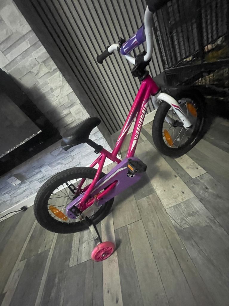 Specialized girls kids bike