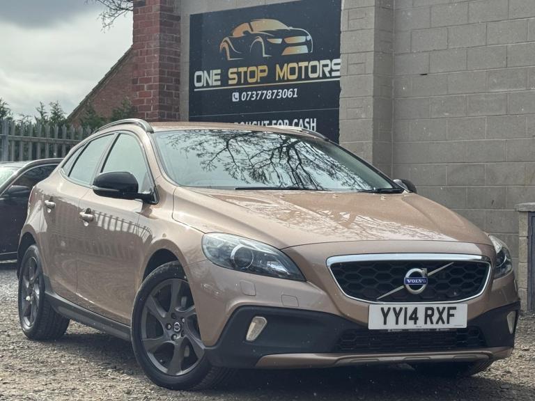 2014 Volvo V40 Cross Country 1.6 D2 Lux Euro 5 (s/s) 5dr HATCHBACK Diesel Manual