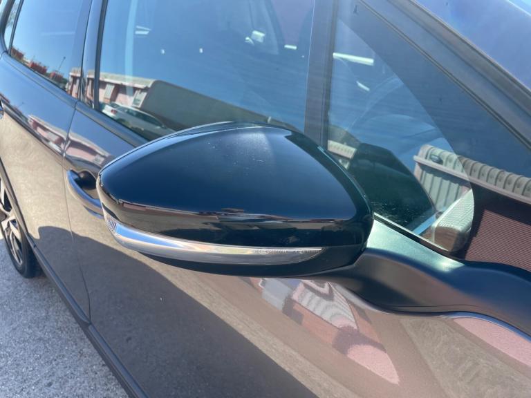 2016 Peugeot 2008 1.6 BlueHDi 120 GT Line 5dr HATCHBACK Diesel Manual