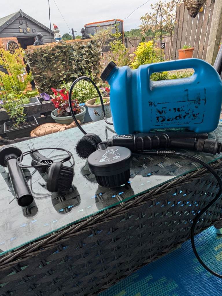 Mud daddy portable dog washer 