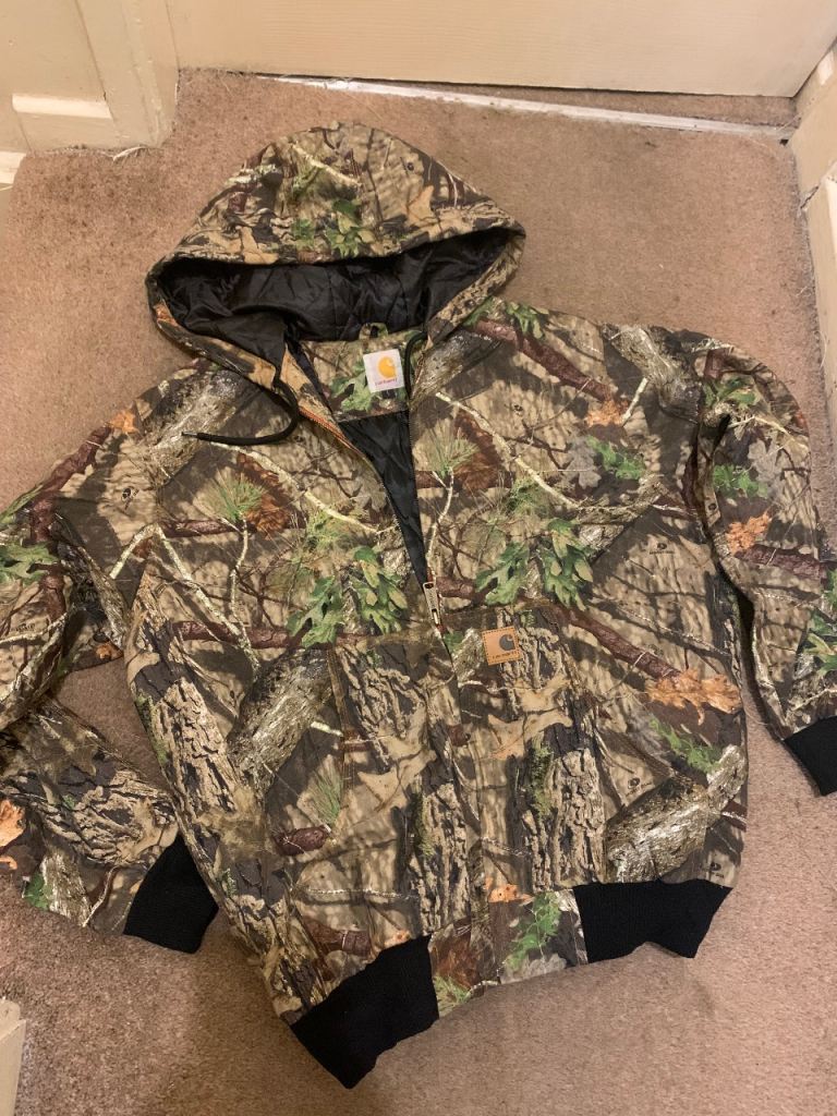 Carhartt camo jacket size Large