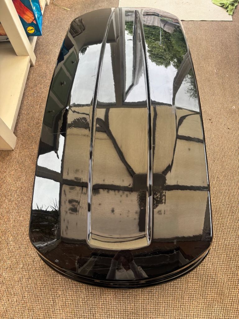 Roof box 