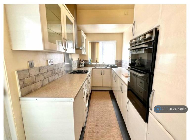2 bedroom house in Nottingham, Nottingham, NG7 (2 bed) (#2469807)