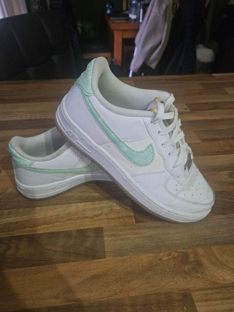 Nike air force 1, size 5