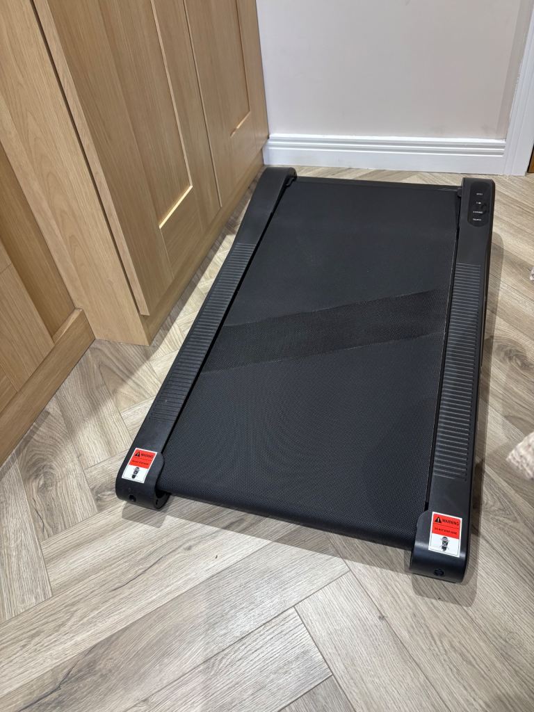 5% Fixed Incline Treadmill
