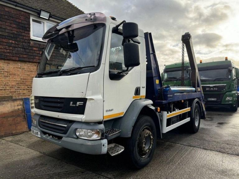 2010 DAF LF55.220 SKIP LOADER