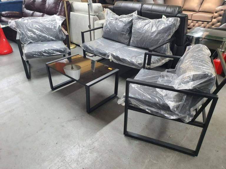 Bulk Sale Aluminium 4 Piece Garden Set 5 x £200 