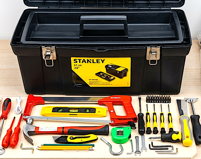 STANLEY HD 24 inch TOOL BOX with TOTE and 50 x SMALL DIY TOOLS & ACCESSORIES - LOW DIY USE