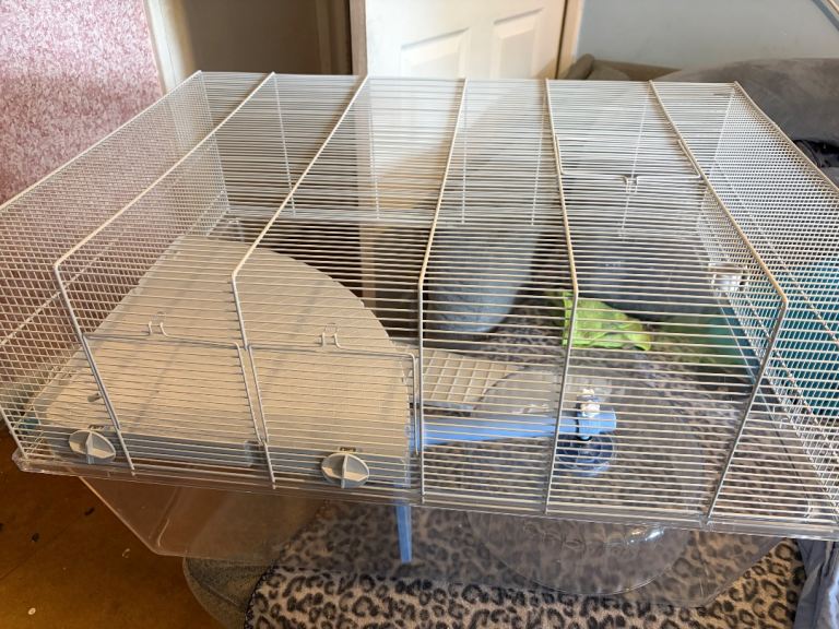Hamster cage ( Habitat 4 )